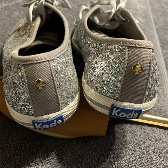 Kate Spade + Keds Women’s Champion Silver Glitter Lace-Up Sneaker Size 8.5 - Picture 8 of 11